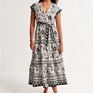 Tie Maxi Dress Abercrombie and Fitch